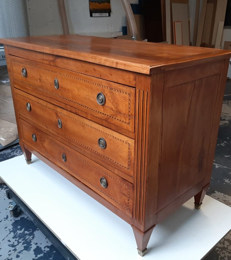 Restauration de meubles